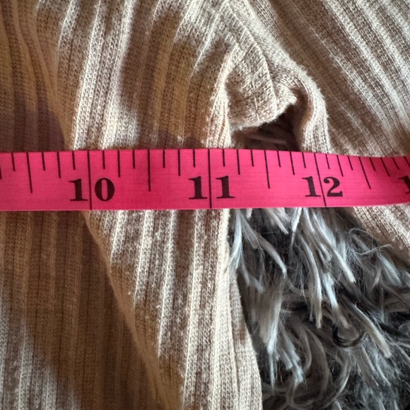 Pretty Little Thing Women’s Stretchy Zip Up Long Sleeve Collared Top Size 2​ - Picture 9 of 10